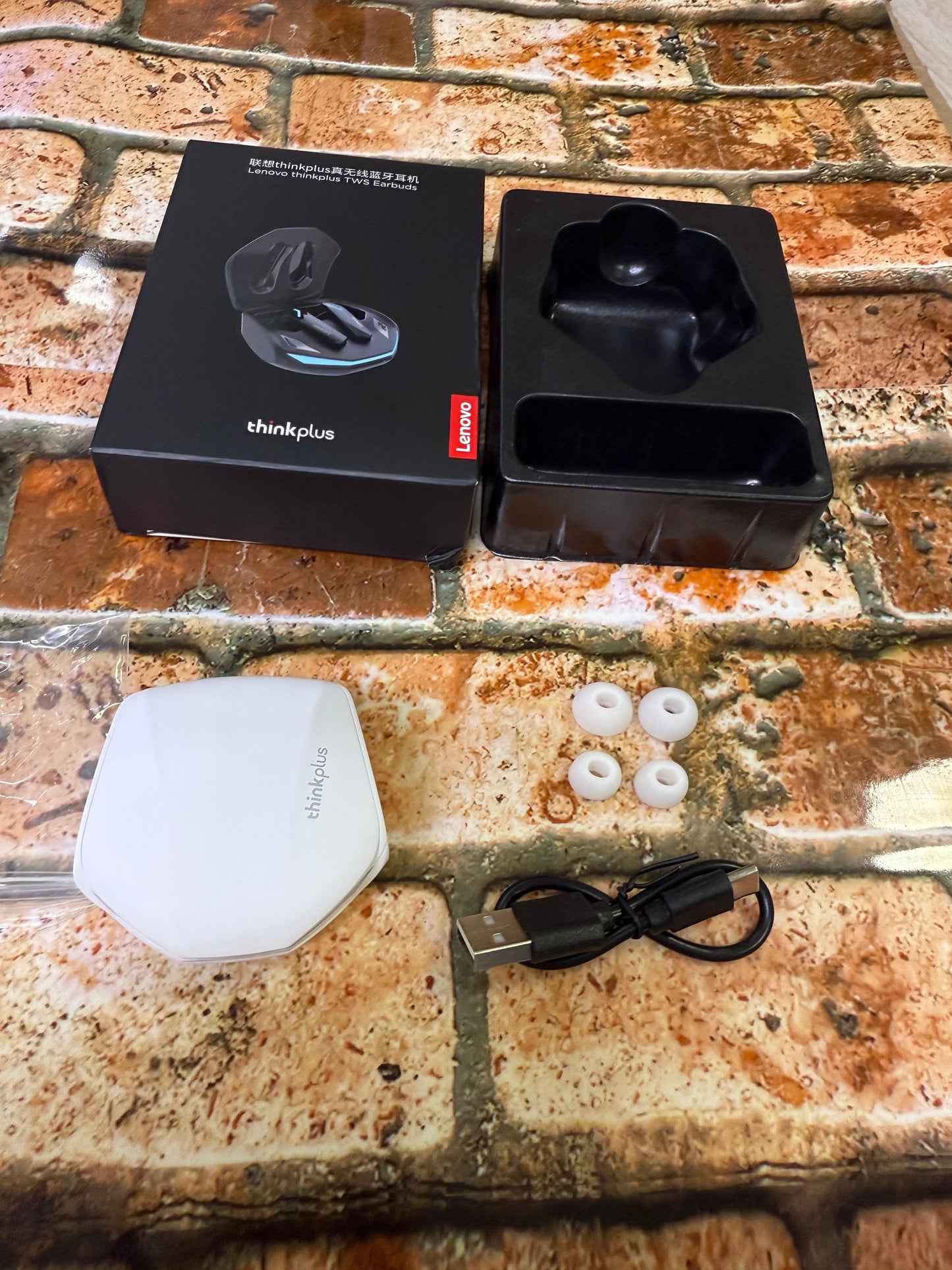 Lenovo GM2 Pro – Audífonos TWS Bluetooth 5.3 con Modo Juego Baja Latencia, Micrófono HD y Estuche de Carga