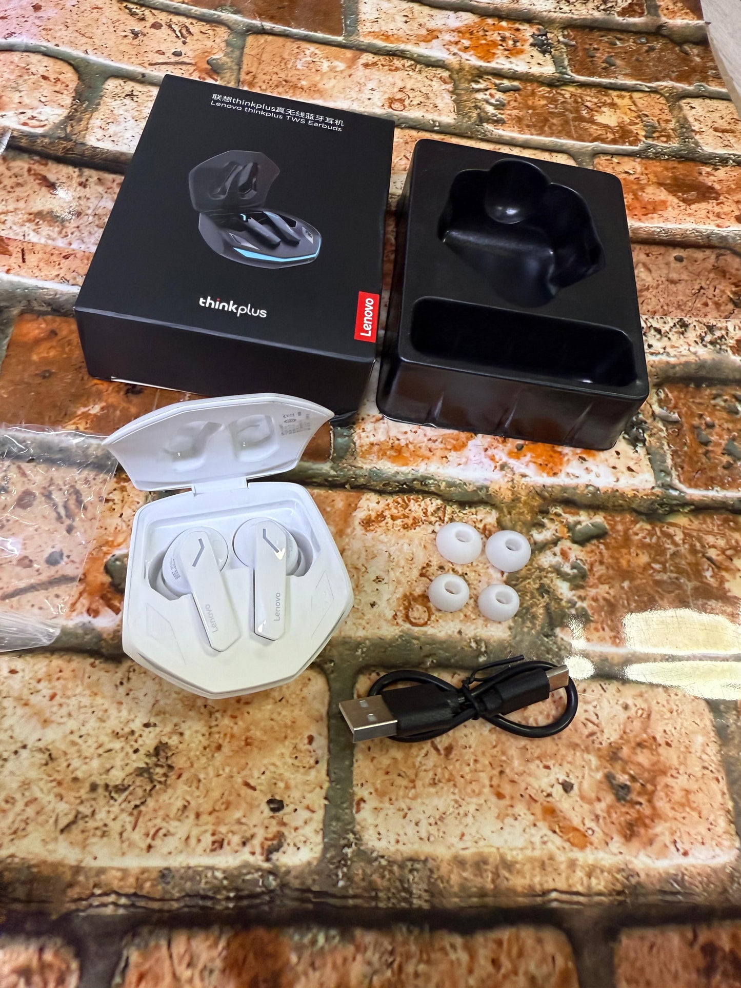 Lenovo GM2 Pro – Audífonos TWS Bluetooth 5.3 con Modo Juego Baja Latencia, Micrófono HD y Estuche de Carga